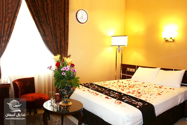 تور مشهد هتل منجی